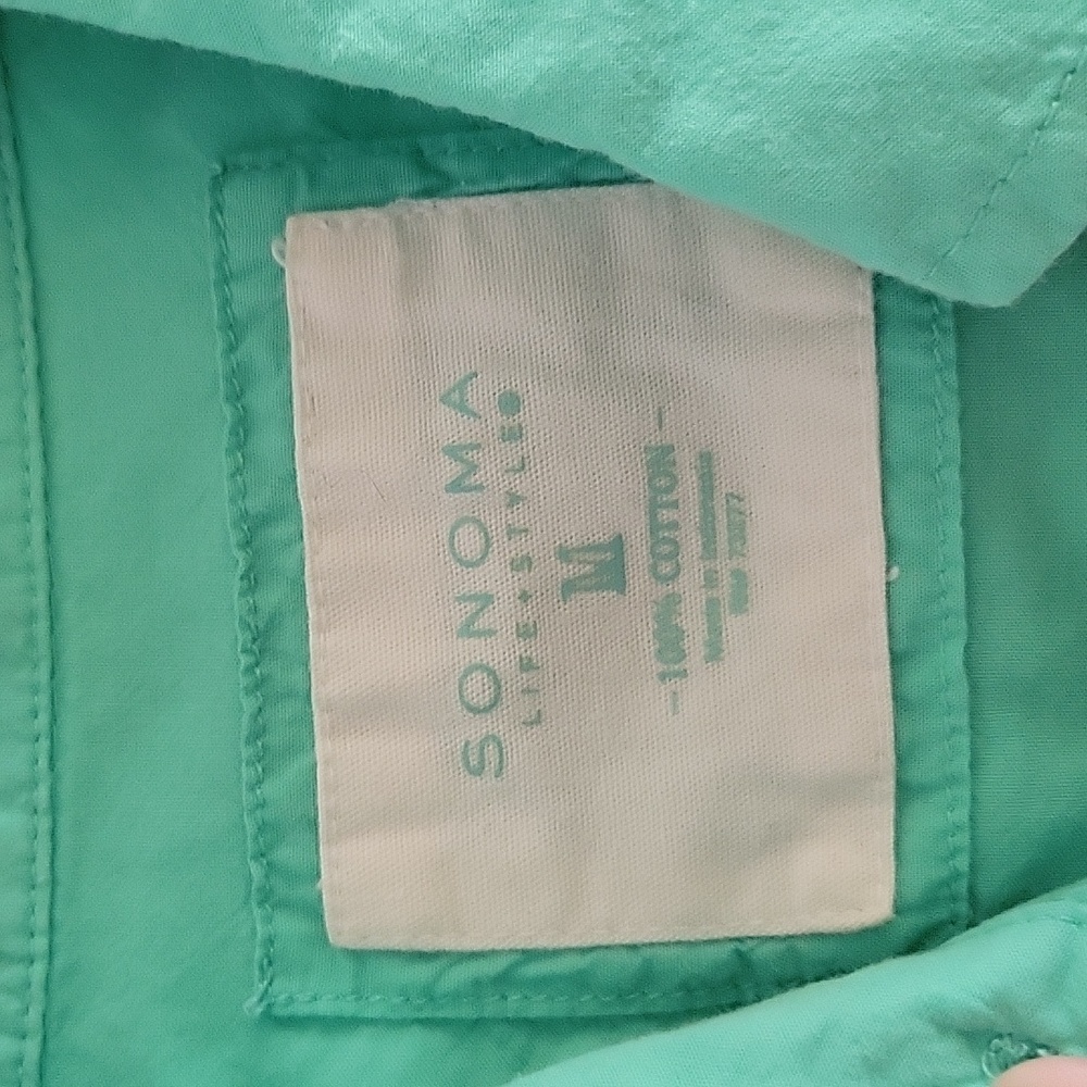 Green collared button up - Picture 2 of 2